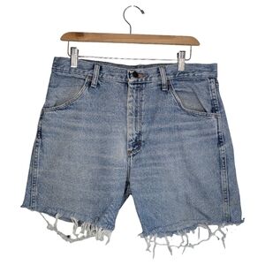 Rustler Vintage Light Wash Western Denim Cut Off Shorts Raw Hem | Size 32